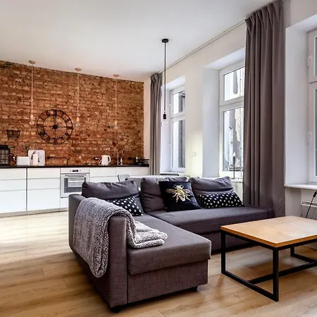 Апартаменты Old Town Lakowa With Mezzanine Гданьск